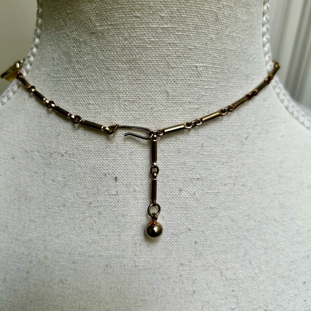Vintage Yellow (heart or shield shape) Necklace with Silver Accents - Picture 4 of 9